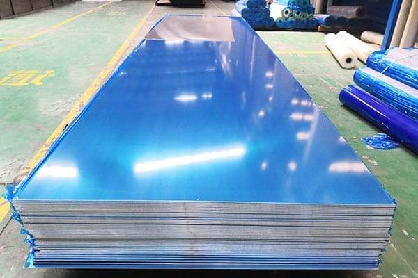 3105-Aluminum-Sheet-With-Bluefilm